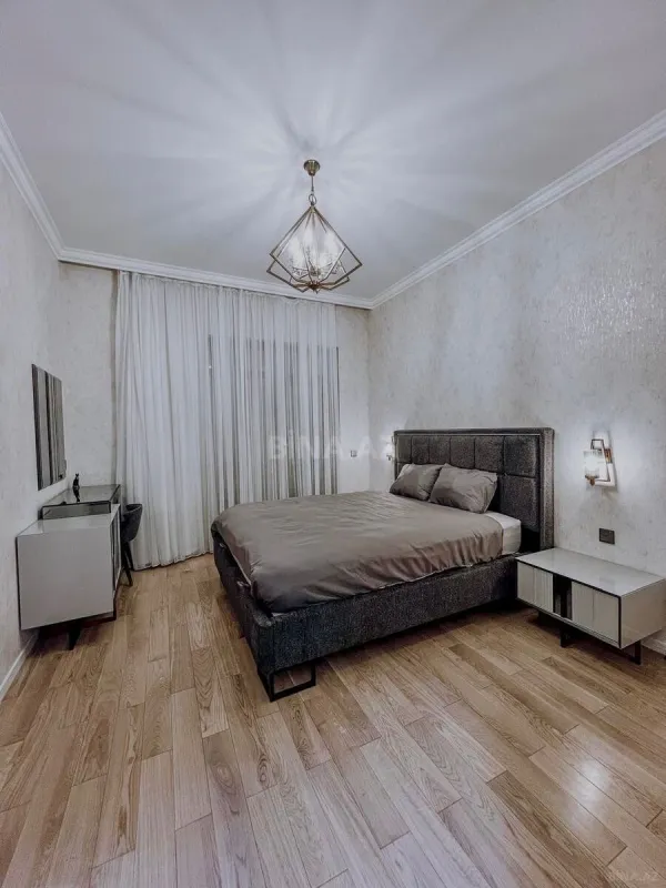 Kirayə verilir 2 otaqlı mənzil 65 m²