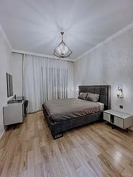 Kirayə verilir 2 otaqlı mənzil 65 m²