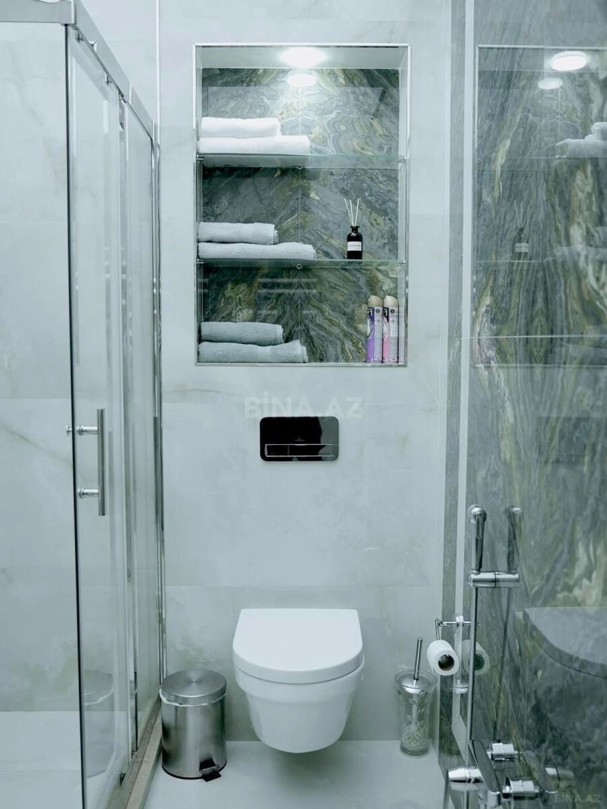 Kirayə verilir 2 otaqlı mənzil 65 m²