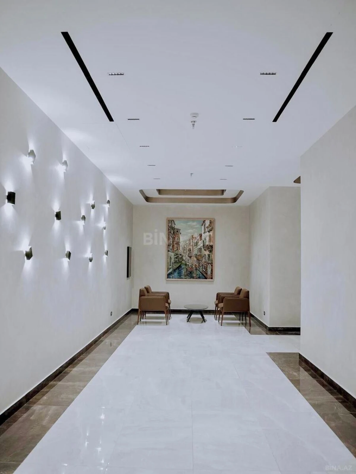 Kirayə verilir 2 otaqlı mənzil 65 m²