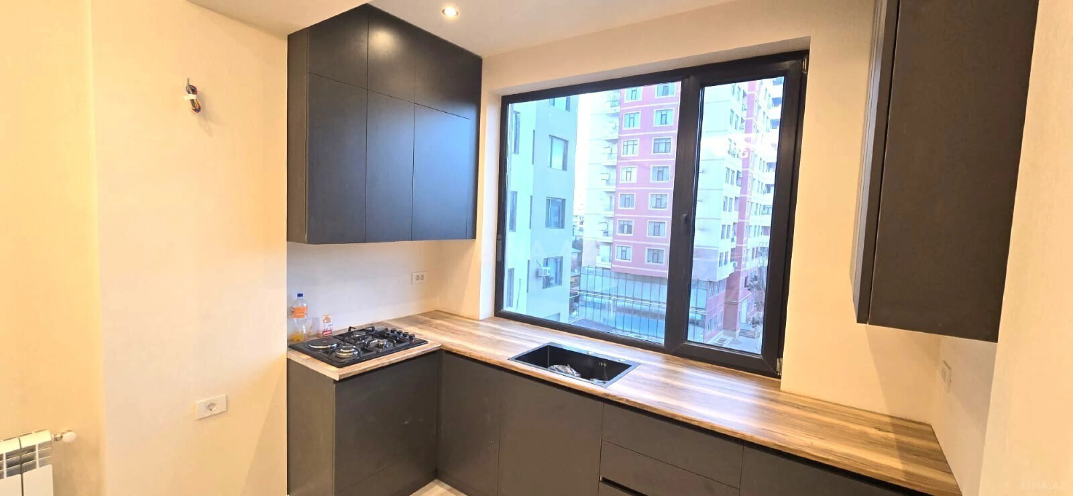 Satılır 2 otaqlı mənzil 49 m²