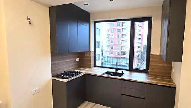 Satılır 2 otaqlı mənzil 49 m²