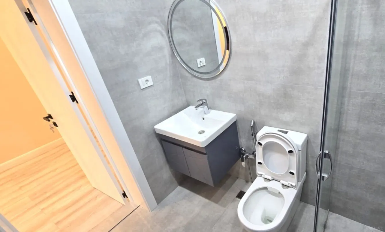 Satılır 2 otaqlı mənzil 49 m²