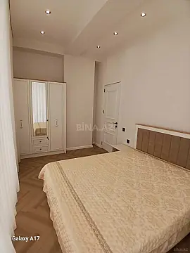 Satılır 3 otaqlı mənzil 77 m²