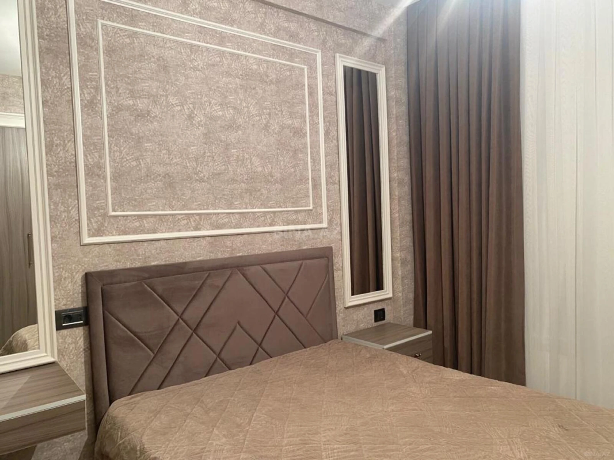 Kirayə verilir 2 otaqlı mənzil 90 m²