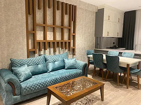 Kirayə verilir 2 otaqlı mənzil 90 m²