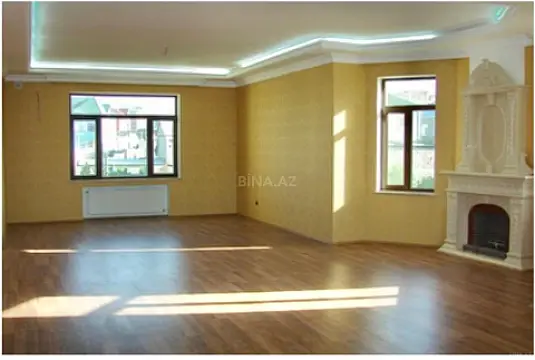 Kirayə verilir 12 otaqlı həyət evi 650 m² — Bakı, Badamdar 12 otaq 650.00 m²