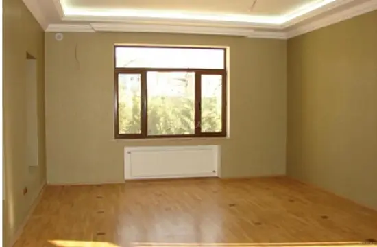Kirayə verilir 12 otaqlı həyət evi 650 m²
