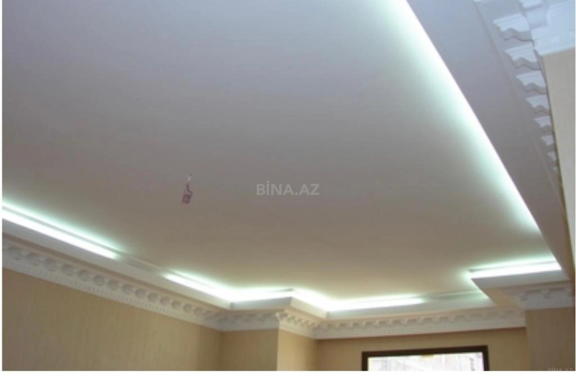 Kirayə verilir 12 otaqlı həyət evi 650 m²