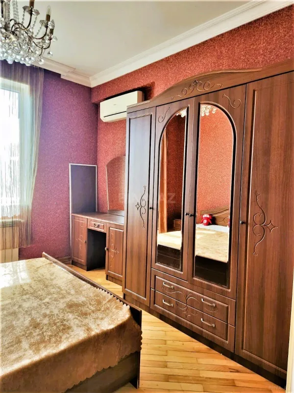 Kirayə verilir 2 otaqlı mənzil 50 m²