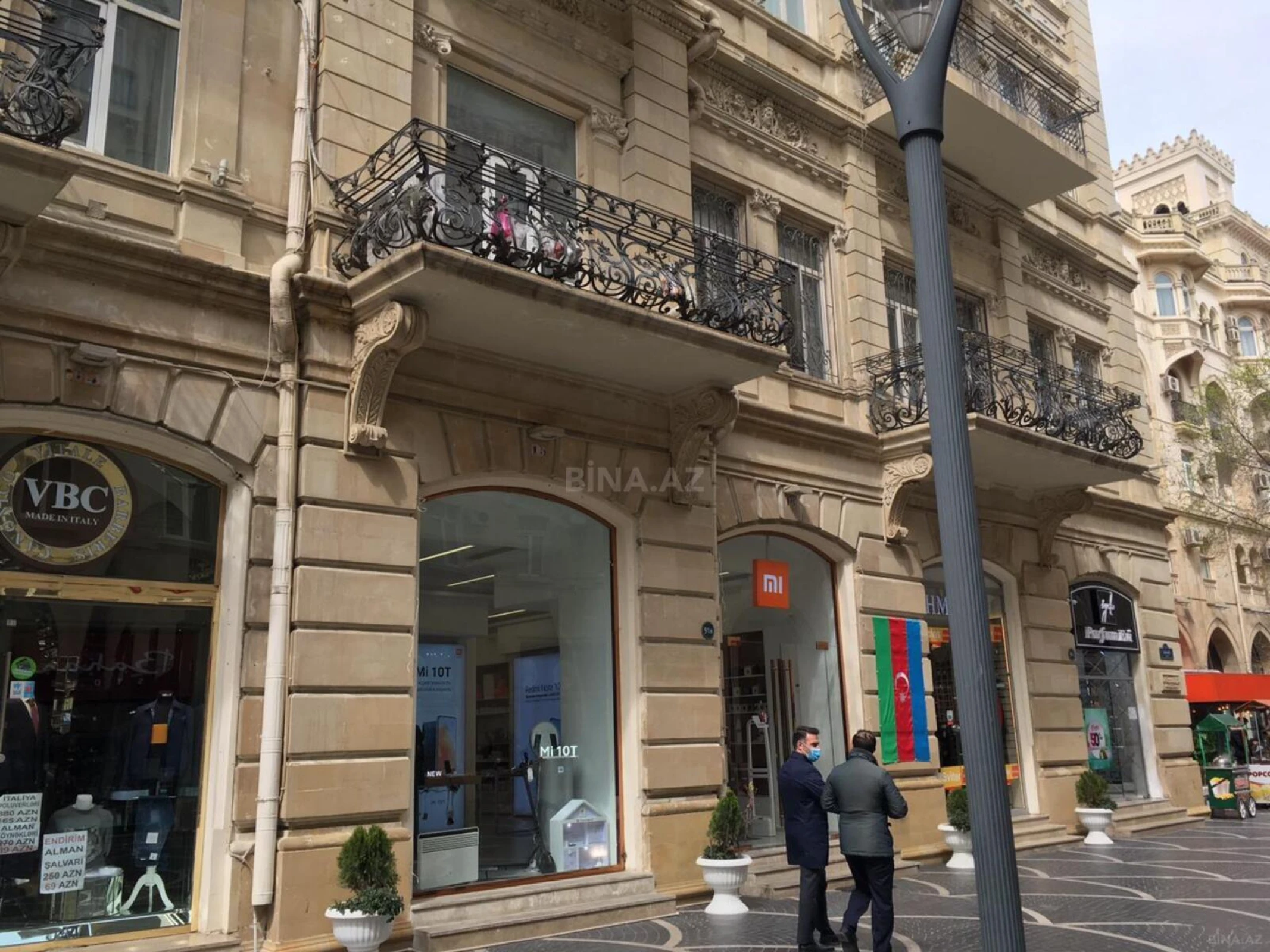 Kirayə verilir 3 otaqlı mənzil 101 m²