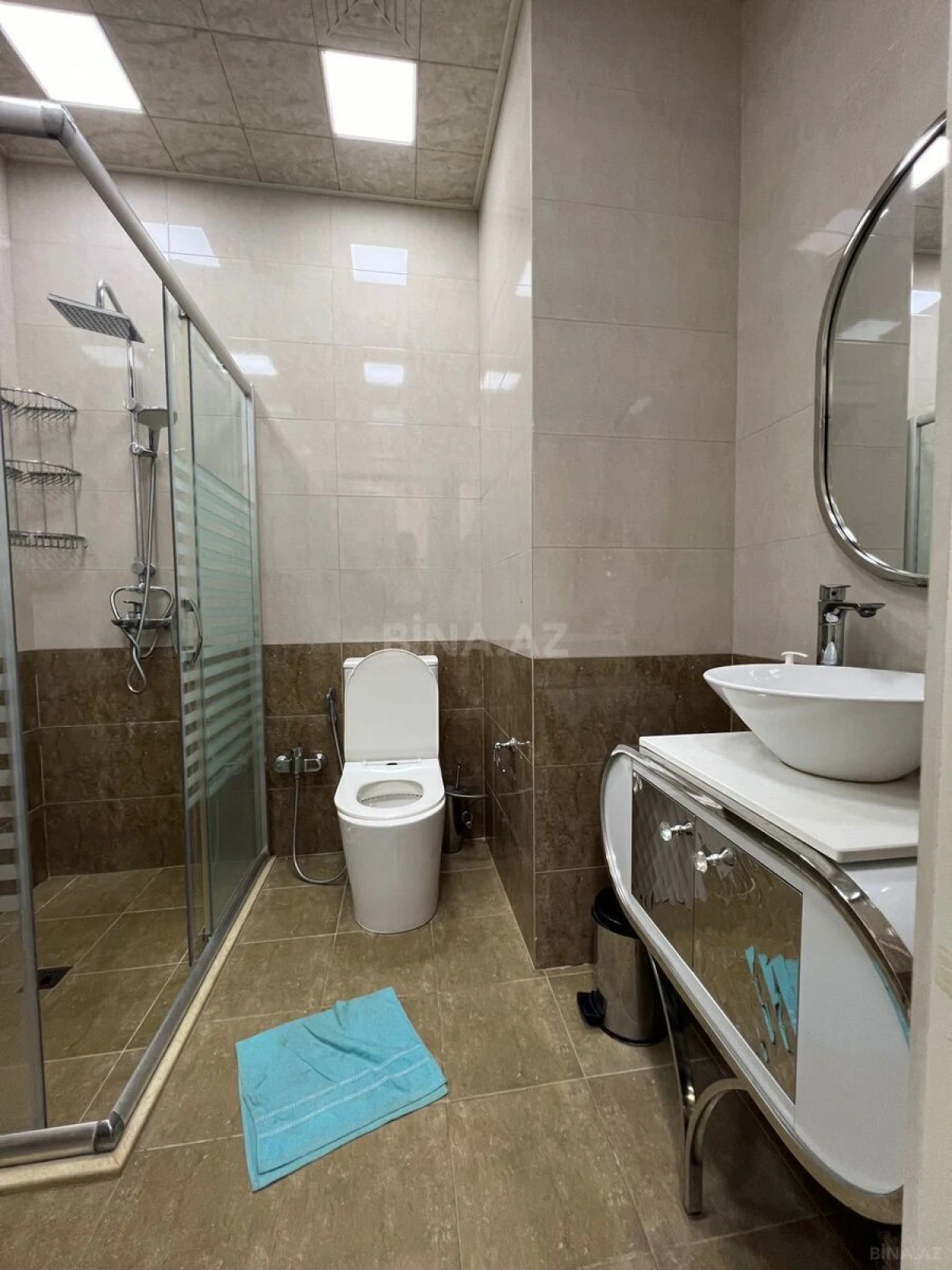 Kirayə verilir 2 otaqlı mənzil 96 m²