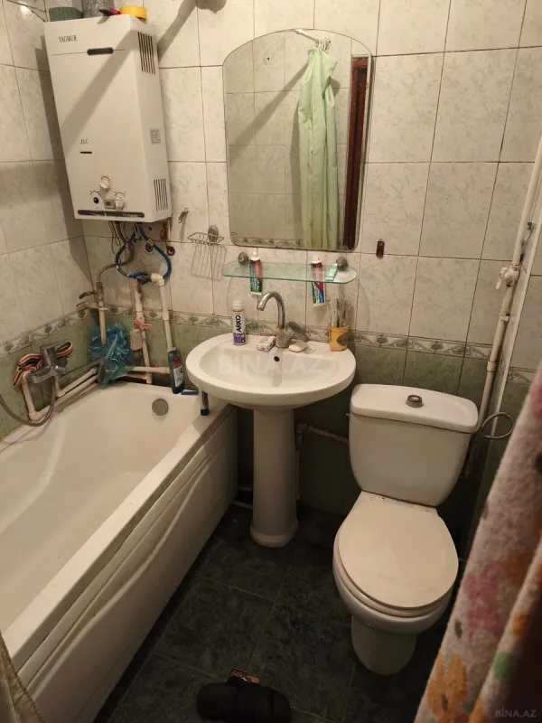Satılır 2 otaqlı mənzil 49 m²