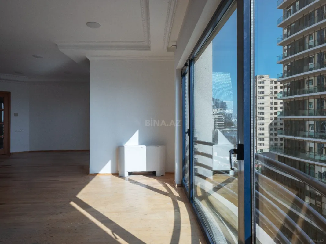 Kirayə verilir 5 otaqlı ofis 170 m²