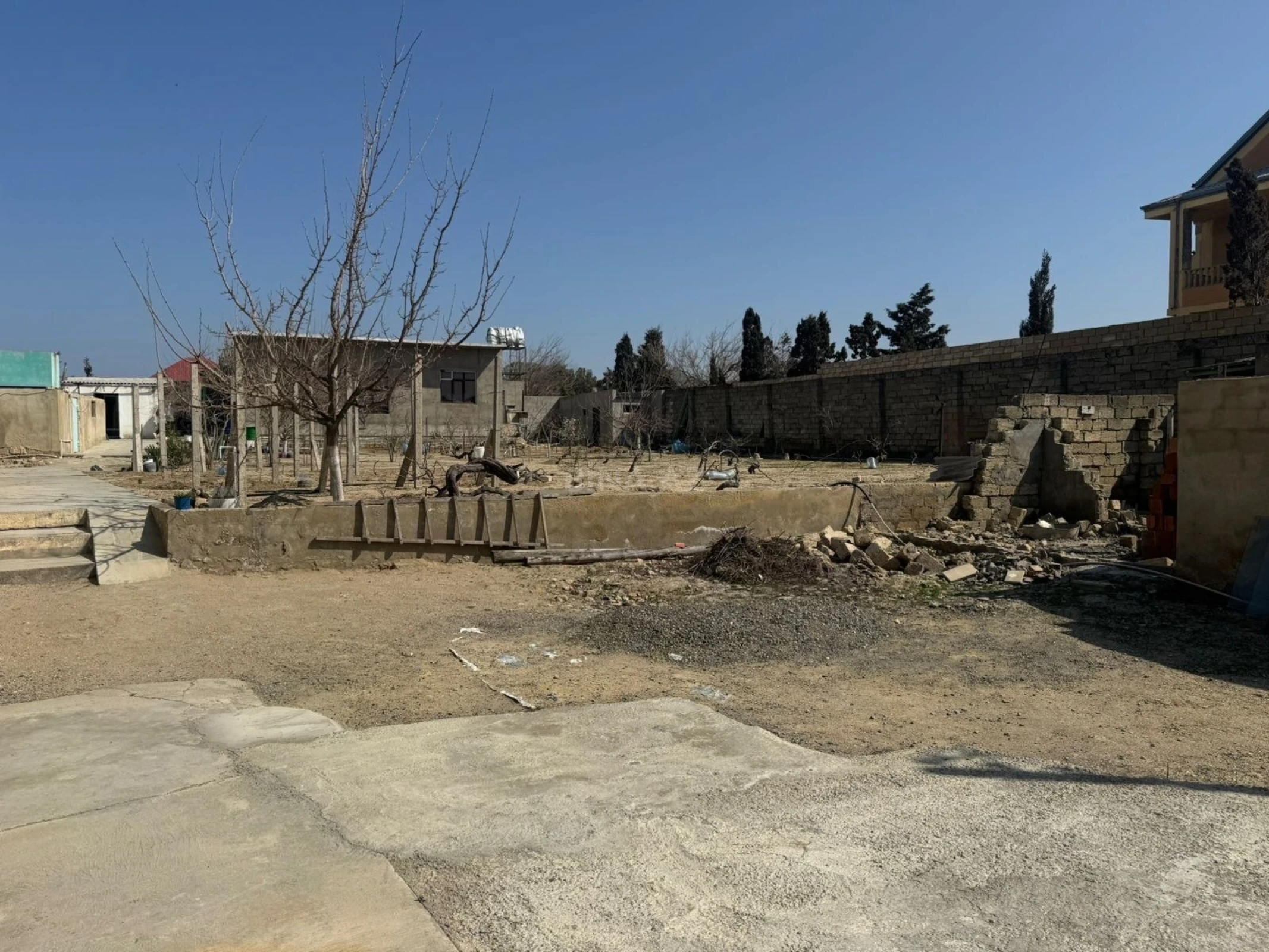 Satılır torpaq sahəsi 5 m²