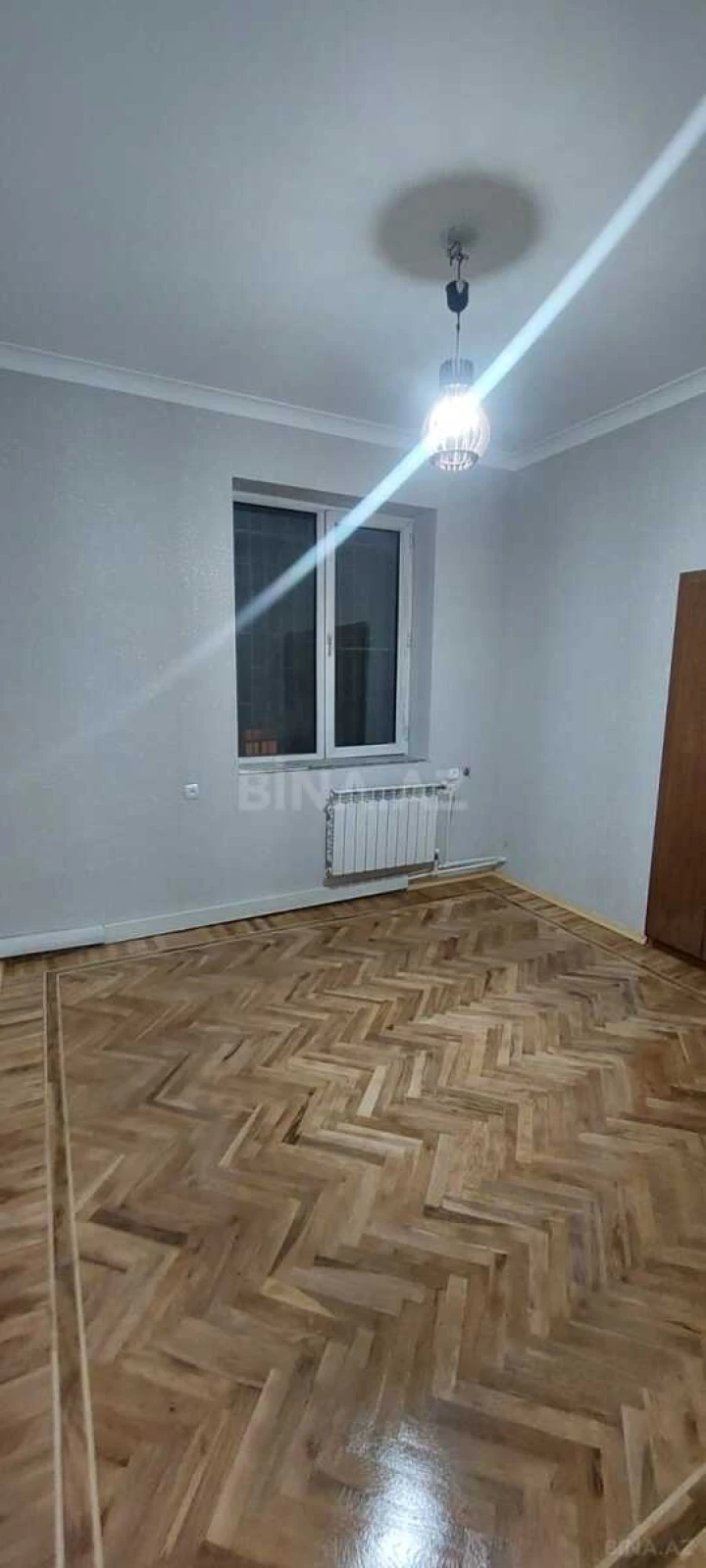 Kirayə verilir 5 otaqlı ofis 180 m²