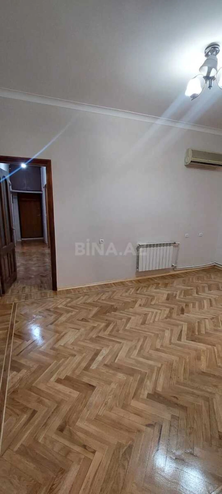 Kirayə verilir 5 otaqlı ofis 180 m²