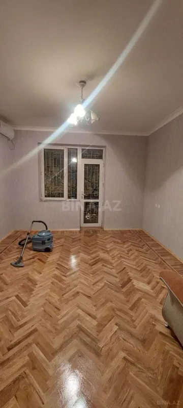 Kirayə verilir 5 otaqlı ofis 180 m²