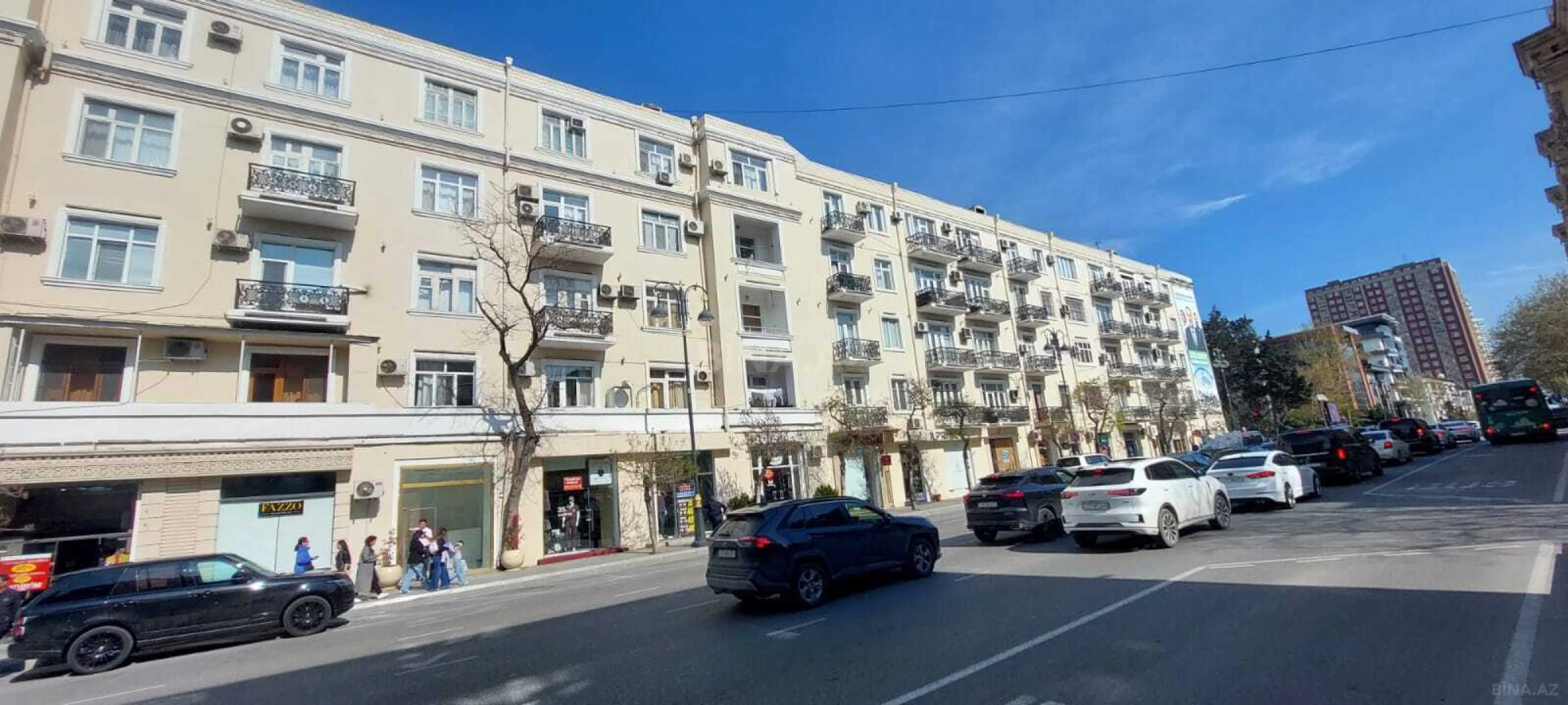 Kirayə verilir 5 otaqlı ofis 180 m²