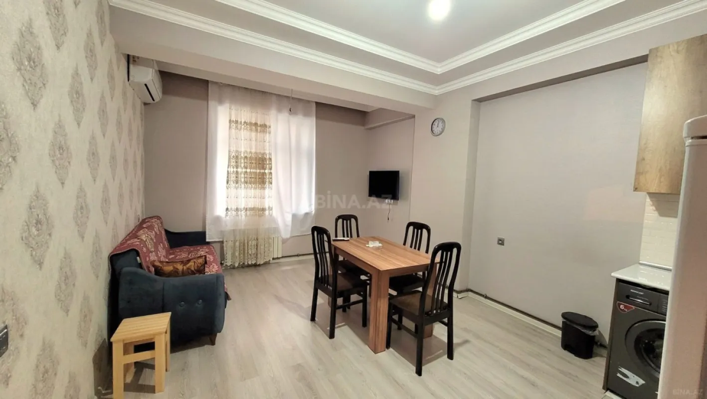 Kirayə verilir 2 otaqlı mənzil 65 m²