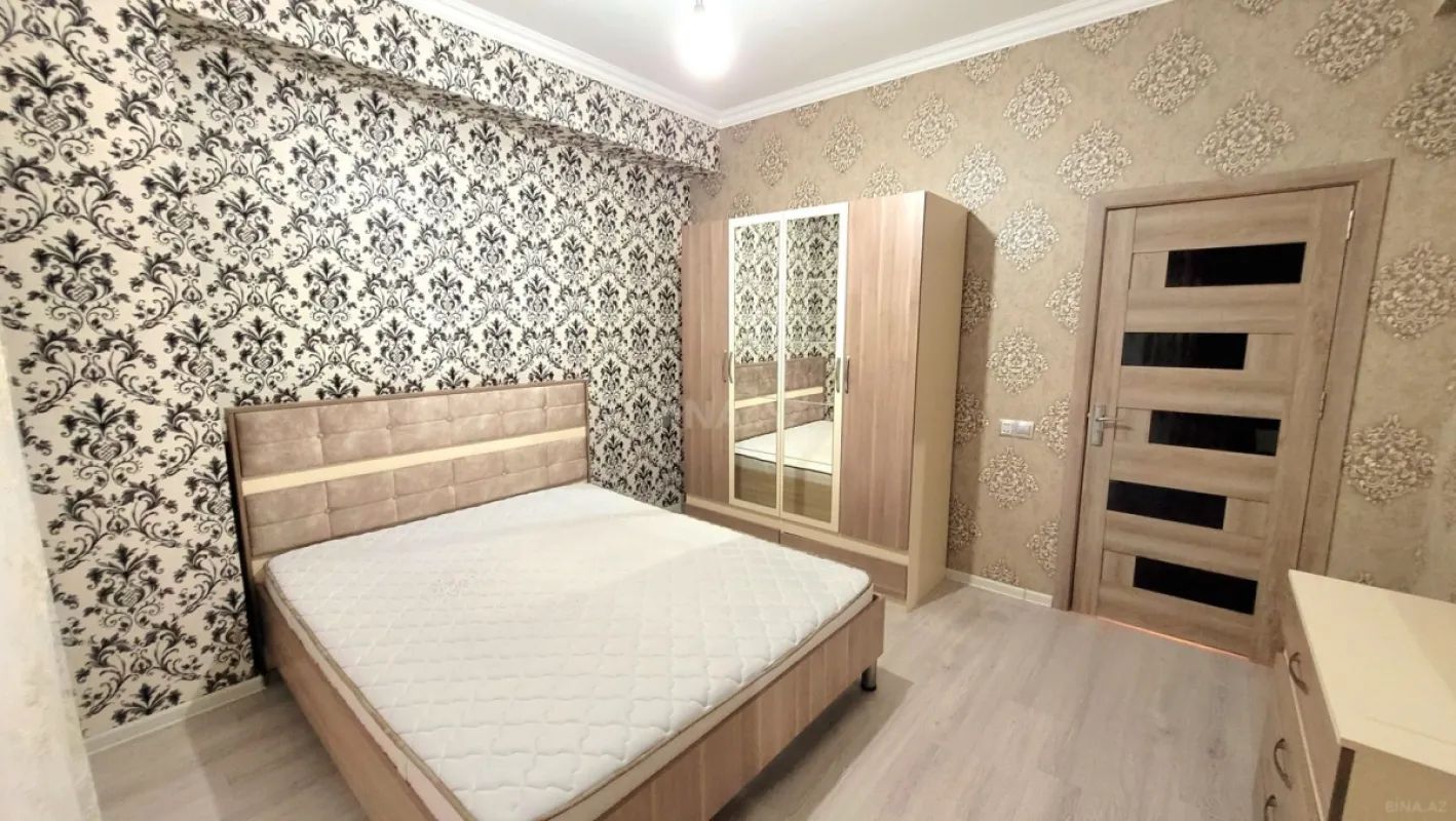 Kirayə verilir 2 otaqlı mənzil 65 m²