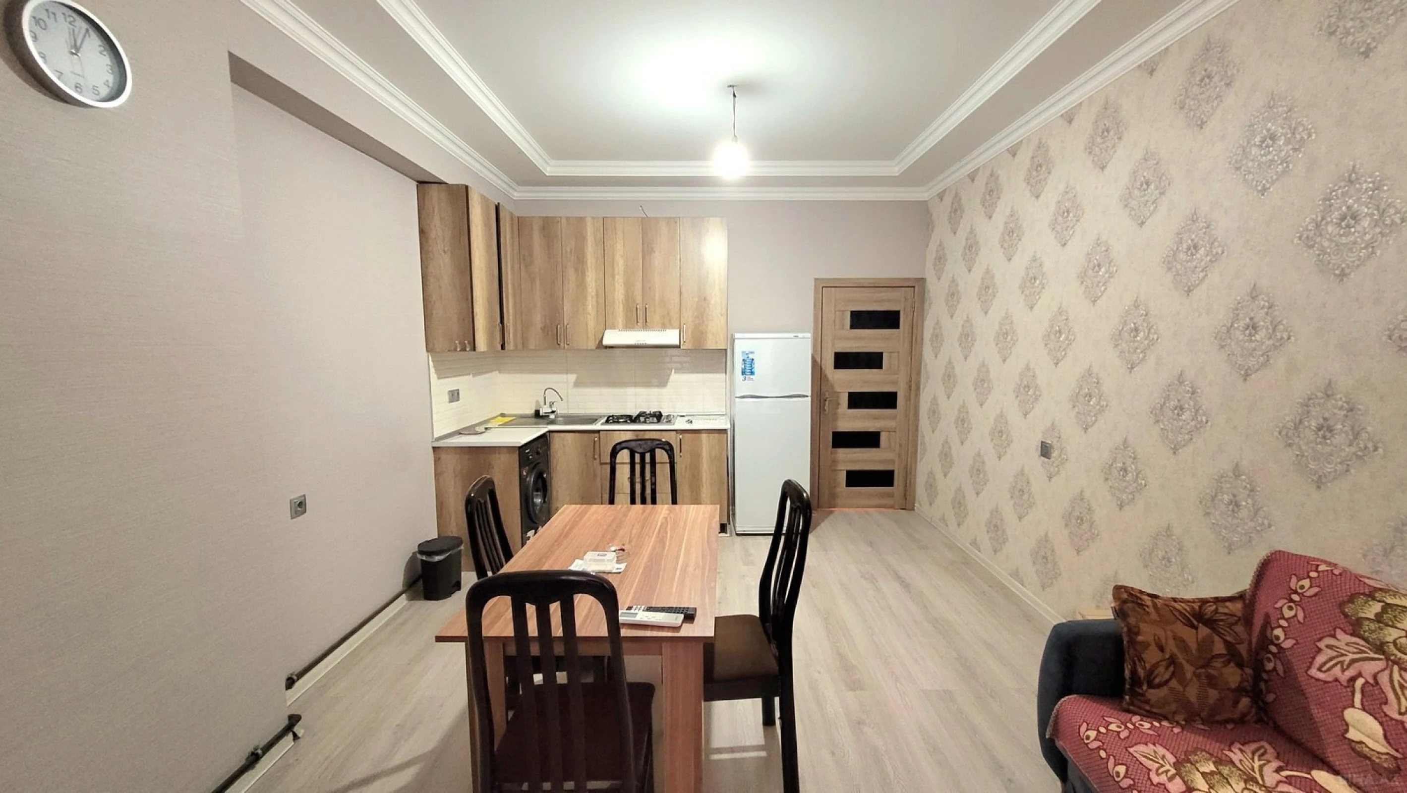 Kirayə verilir 2 otaqlı mənzil 65 m²