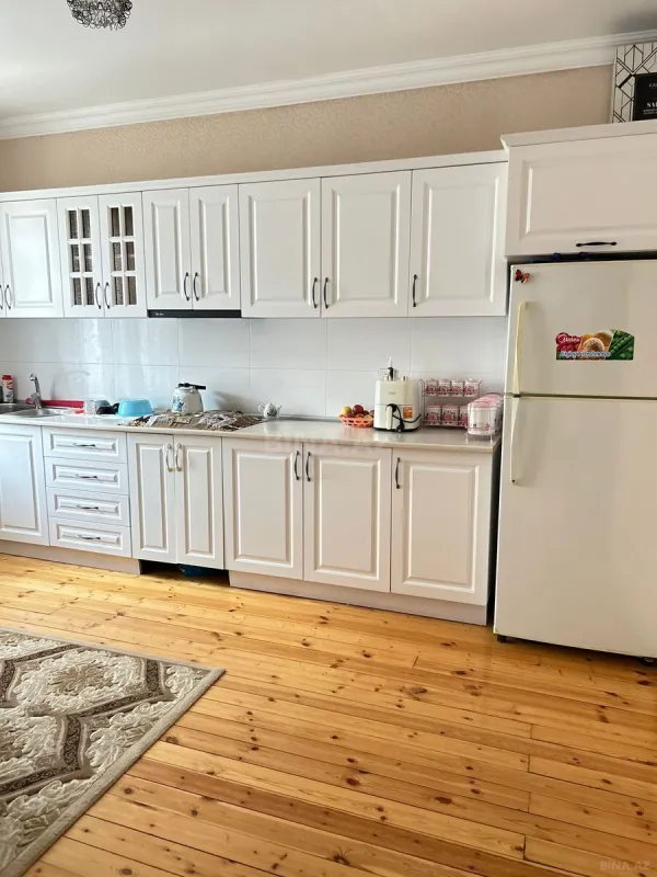 Satılır 5 otaqlı həyət evi 160 m²