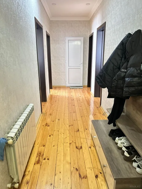 Satılır 5 otaqlı həyət evi 160 m²