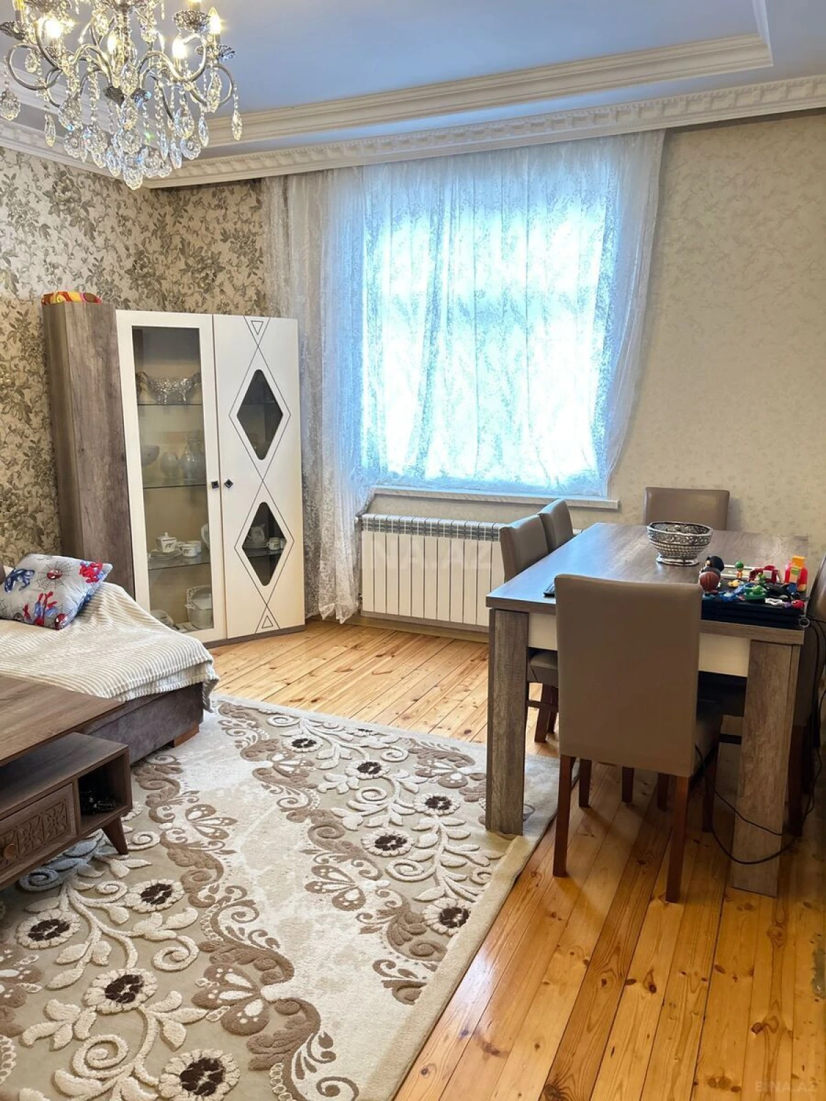 Satılır 5 otaqlı həyət evi 160 m²