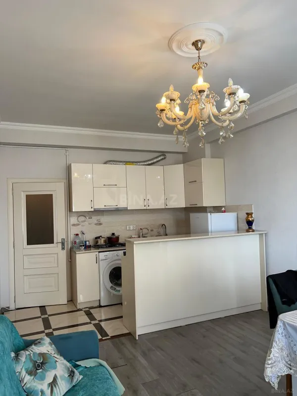 Satılır 2 otaqlı mənzil 65 m²