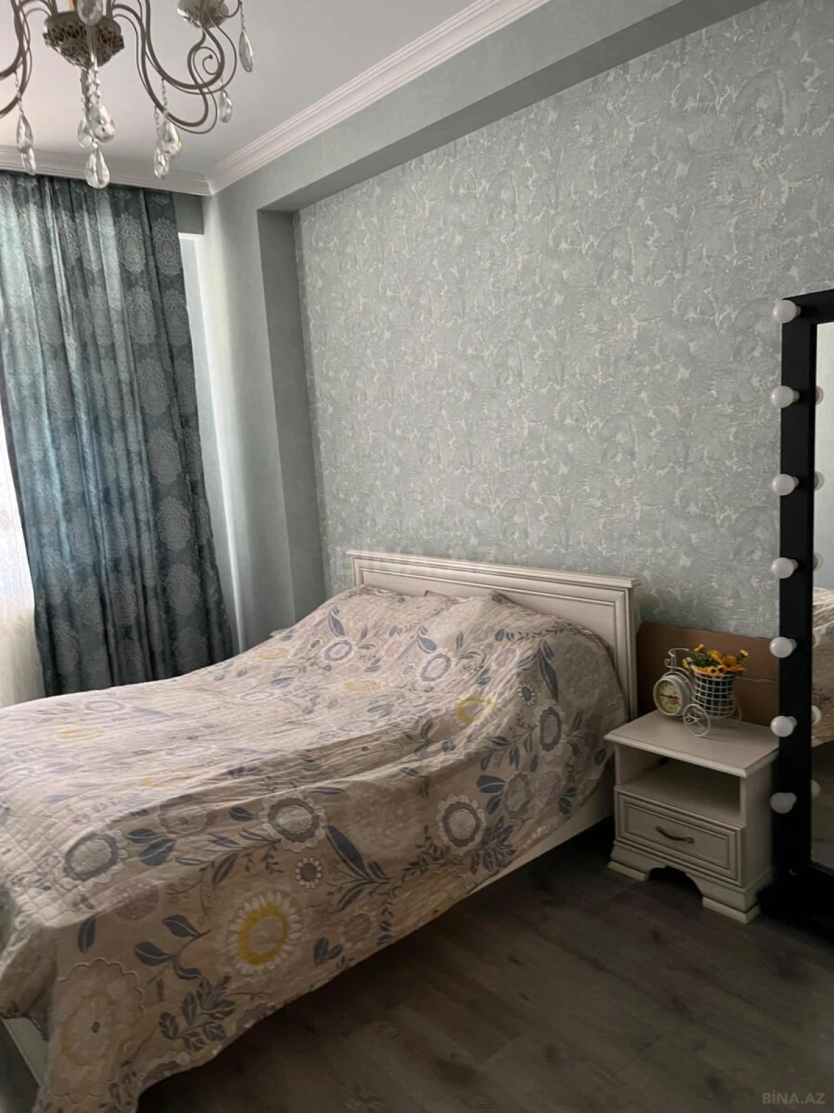 Satılır 2 otaqlı mənzil 65 m²