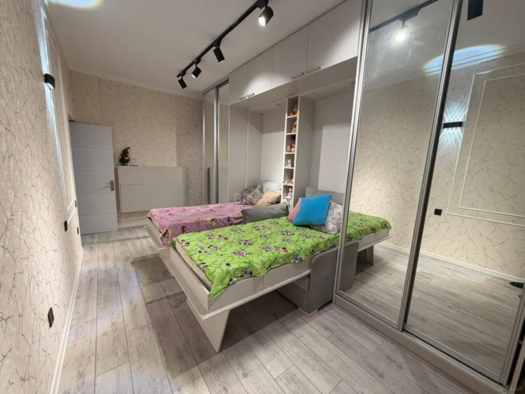 Satılır 3 otaqlı mənzil 80 m²