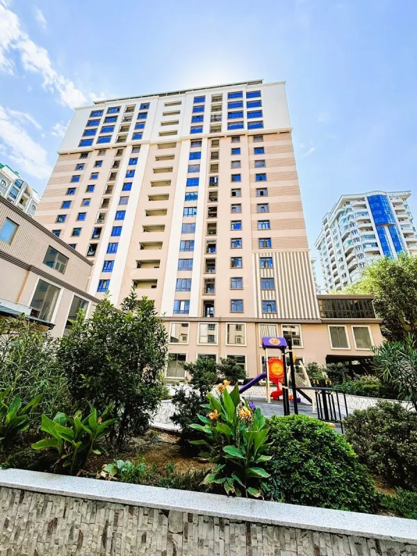 Satılır 2 otaqlı mənzil 78.7 m²