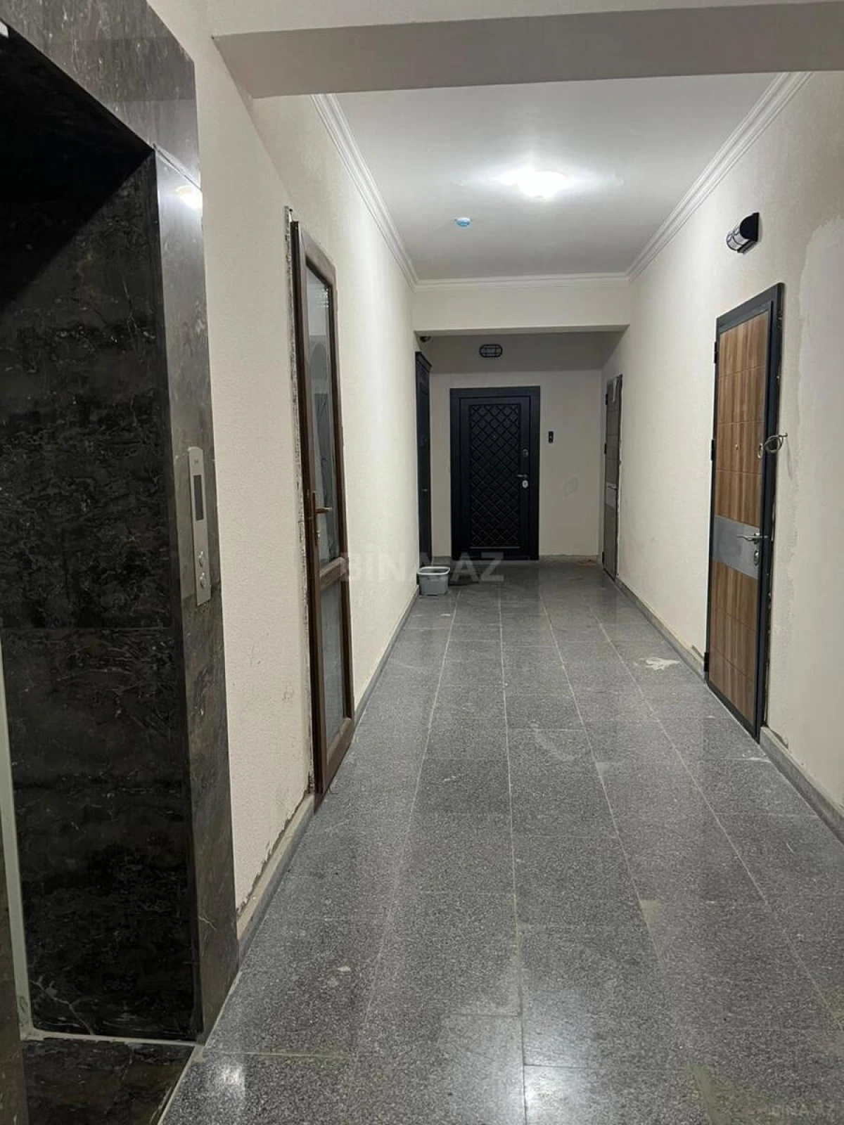 Satılır 2 otaqlı mənzil 78.7 m²