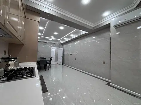 Kirayə verilir 4 otaqlı mənzil 150 m²