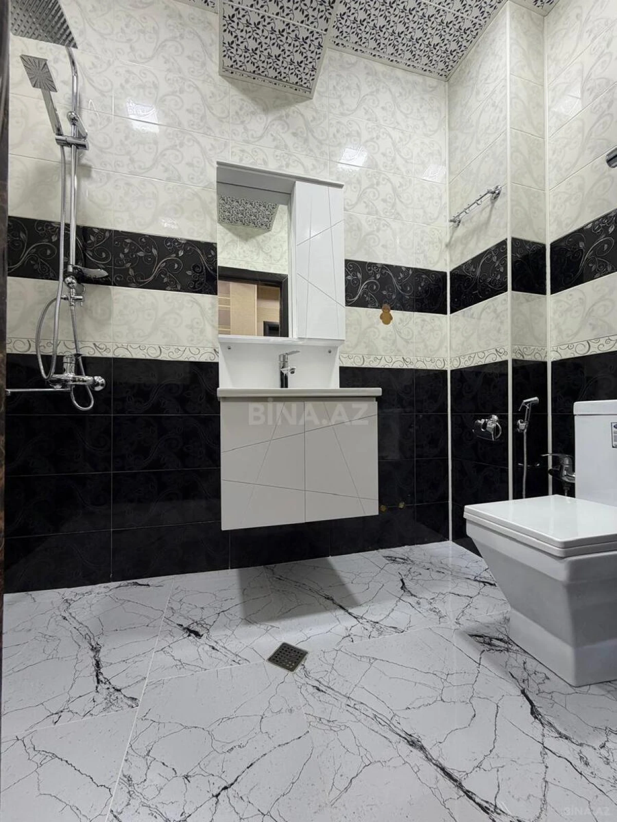 Satılır 2 otaqlı mənzil 54 m²