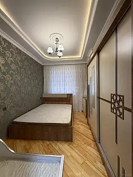 Satılır 2 otaqlı mənzil 54 m²