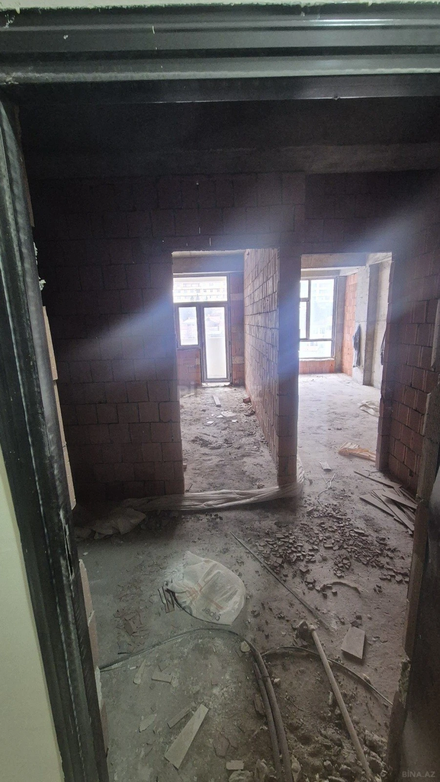 Satılır 2 otaqlı mənzil 60 m²