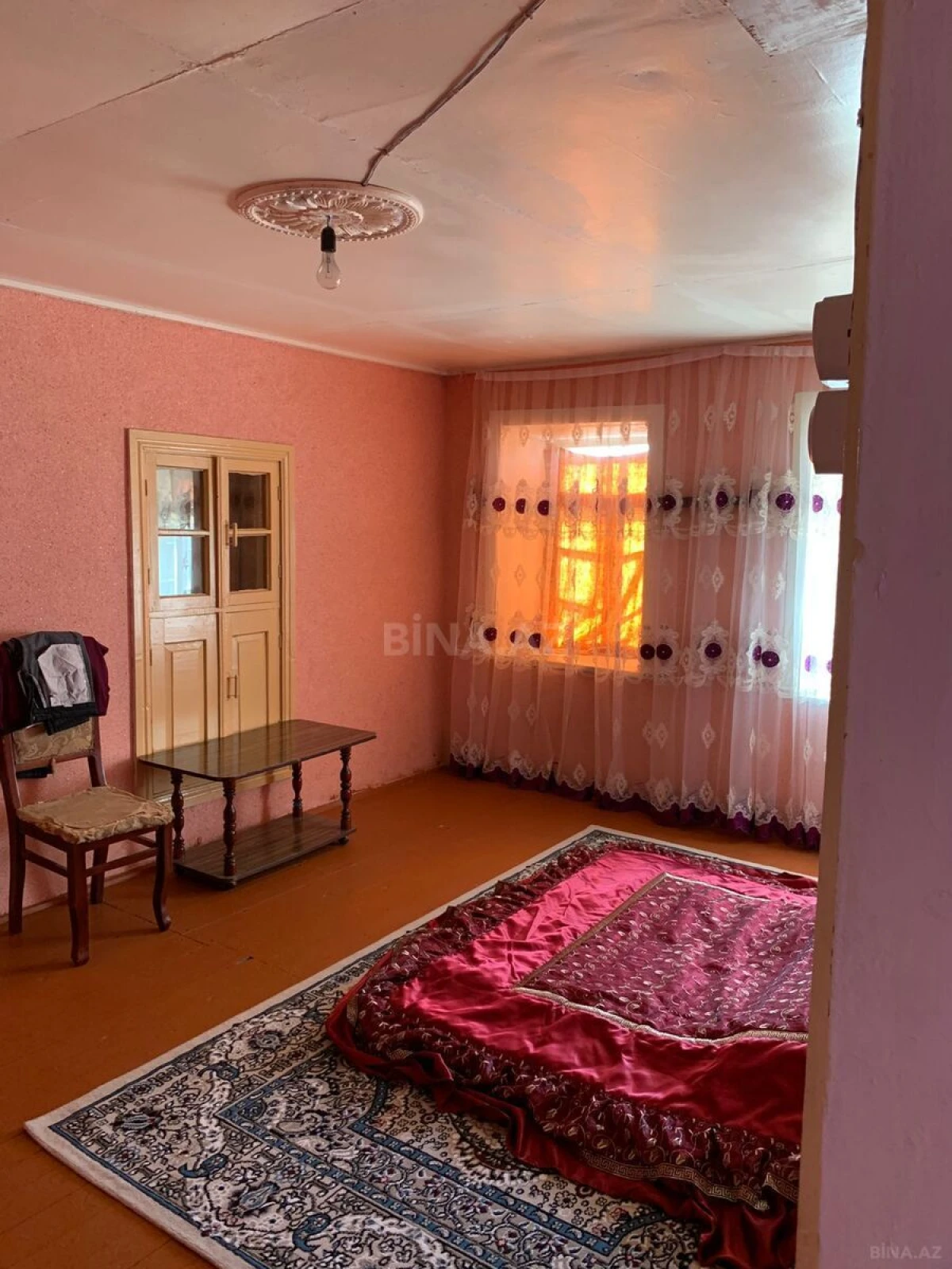 Satılır 6 otaqlı həyət evi 90 m²