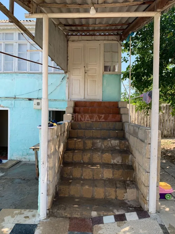 Satılır 6 otaqlı həyət evi 90 m²