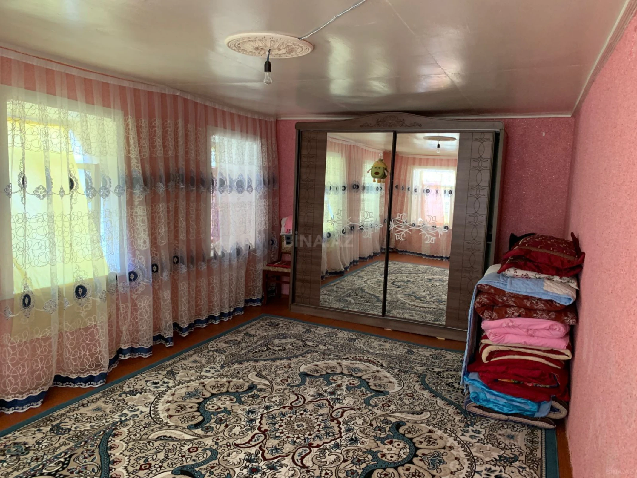 Satılır 6 otaqlı həyət evi 90 m²