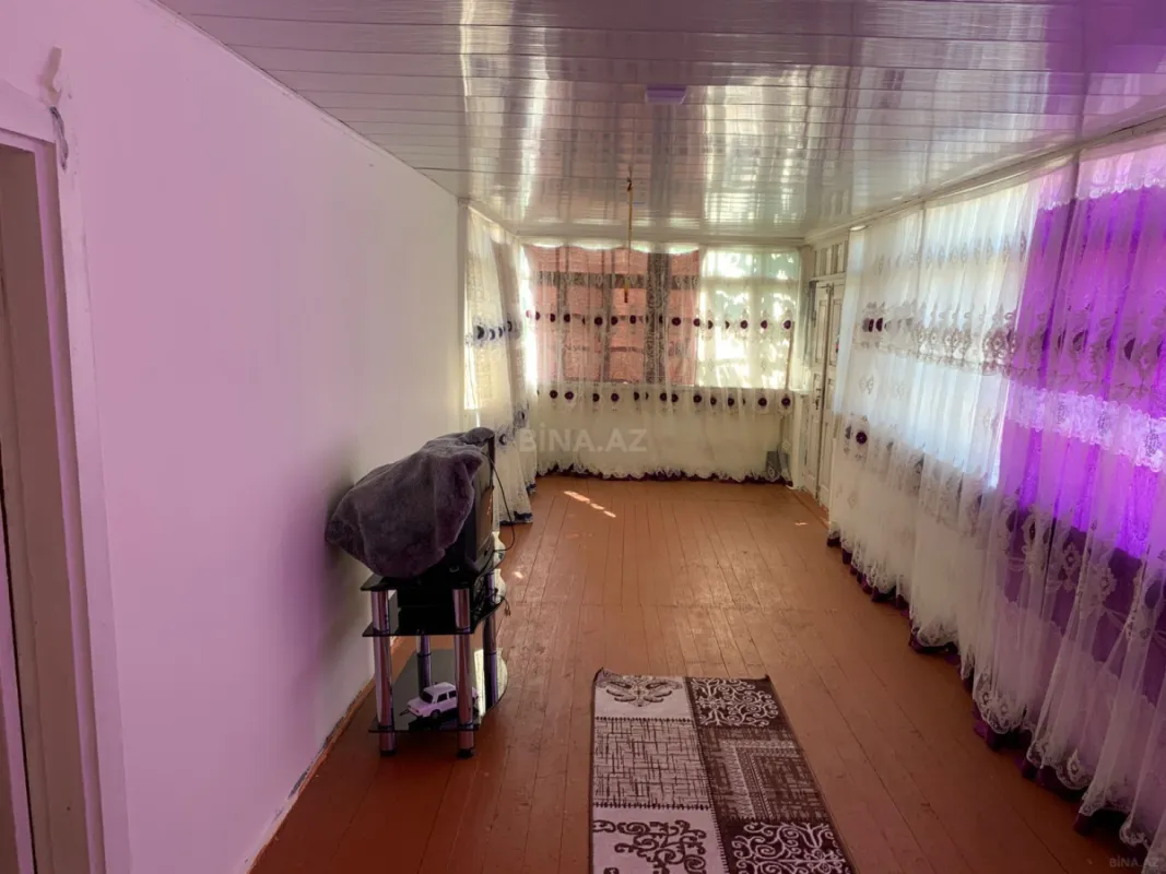 Satılır 6 otaqlı həyət evi 90 m²