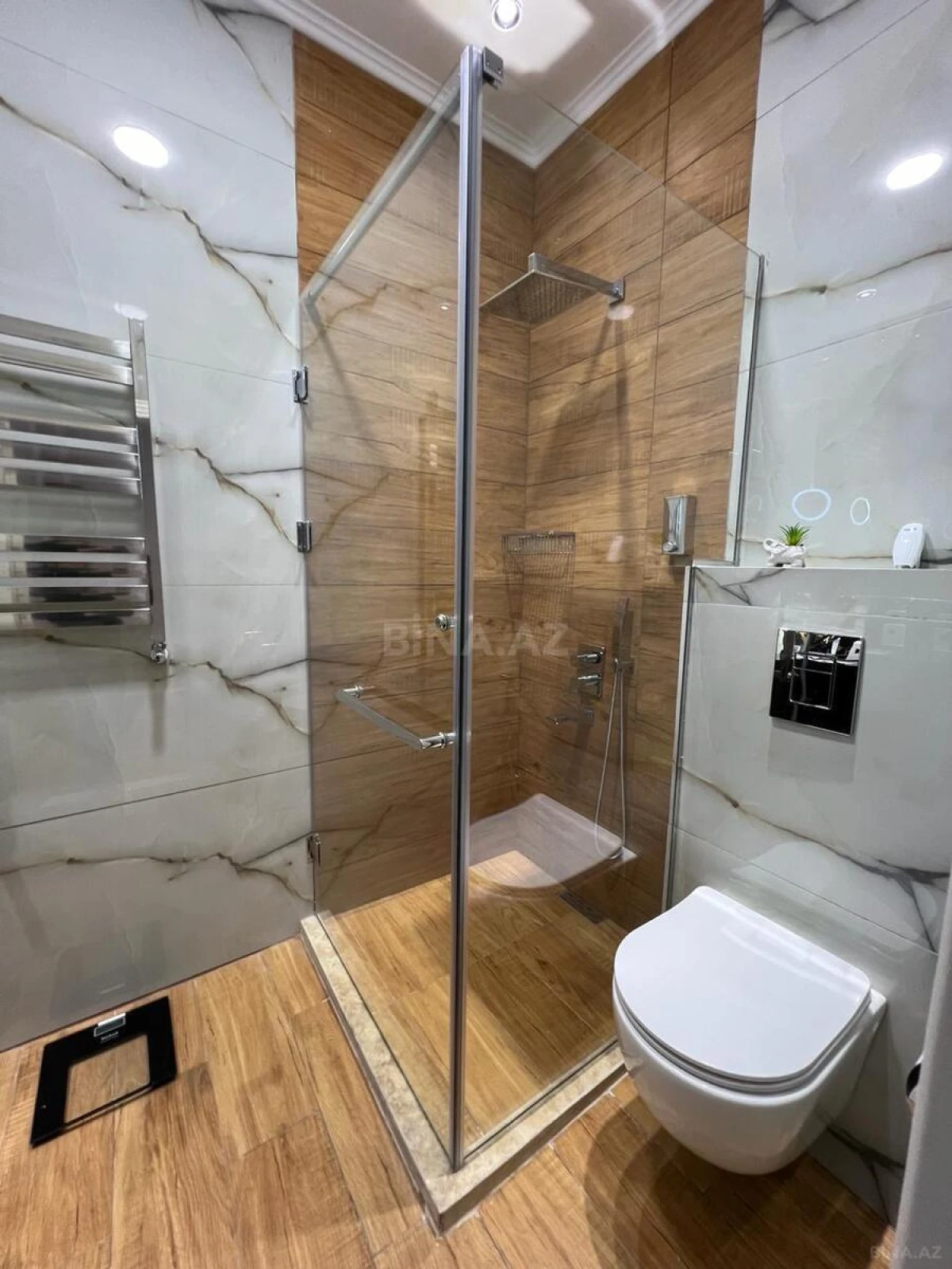 Kirayə verilir 2 otaqlı mənzil 75 m²