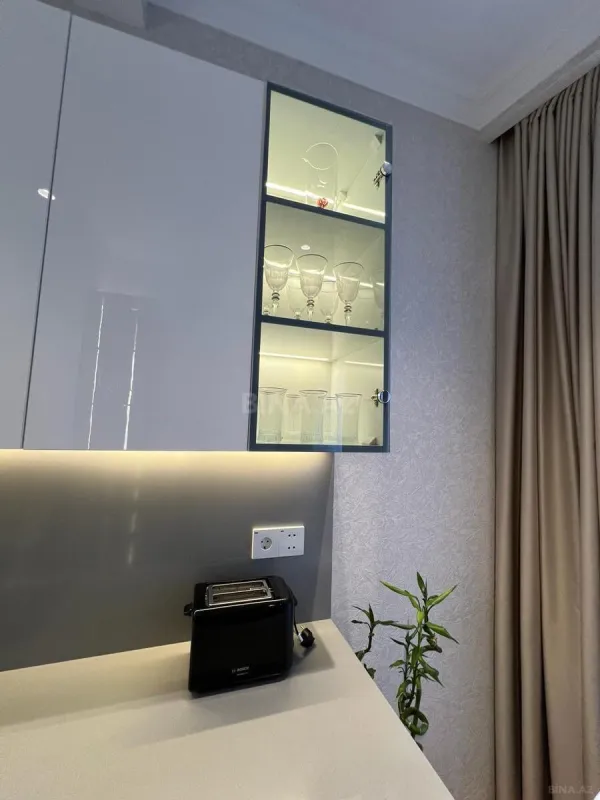 Kirayə verilir 2 otaqlı mənzil 75 m²