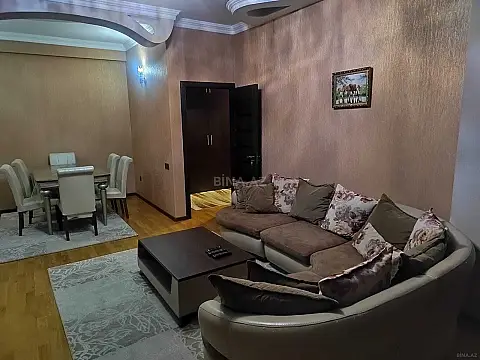 Kirayə verilir 2 otaqlı mənzil 80 m²