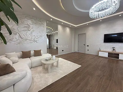 Satılır 2 otaqlı mənzil 135 m²
