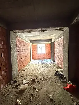 Satılır 2 otaqlı mənzil 78 m²