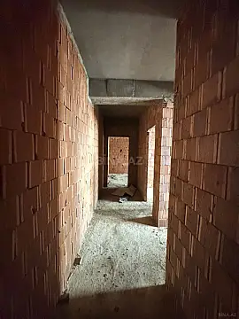 Satılır 2 otaqlı mənzil 78 m²