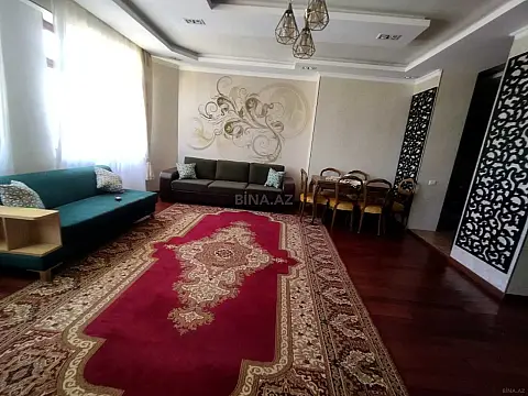 Kirayə verilir 2 otaqlı mənzil 90 m²