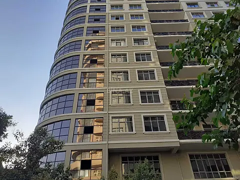 Satılır 2 otaqlı mənzil 105 m² — Bakı, Nərimanov 2 otaq 105.00 m²